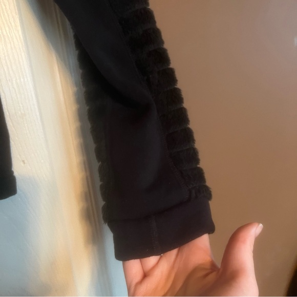 The North Face Hi Loft Fuzzy Zip Up Jacket Size Small - Picture 5 of 11